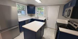 3 Bed / 2 Bath Single-Family Home Near Downtown Eustis Gallery 1