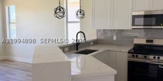 3711 NE 23rd Ct Gallery 1