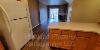 322 NE Whitman St Gallery 4