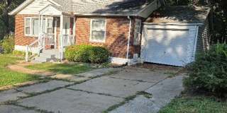 Charming 2BR House in Saint Louis Gallery 1
