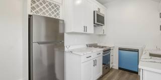 4056-1 Biltmore Avenue Gallery 10