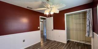 630 Queens Cir Gallery 23