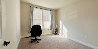Modern 3 Bedroom, 2.5 Bath Townhouse Modern 3 Bedroom, 2.5 Bath Townhouse Gallery 12