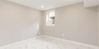 1724 N MARSHALL Street Gallery 24