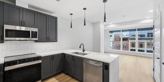 AMLI Golden Triangle Gallery 1