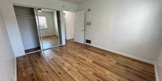 400-420 N. Oakland Ave. Gallery 60