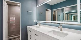 2727 S Sierra Madre Gallery 23