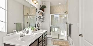 7709 PRESIDENTIAL Parkway Gallery 21