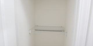 2416 N Greenview Avenue Gallery 17
