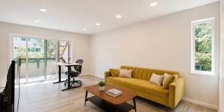 282 Tradewinds Dr Apt 2 Gallery 1