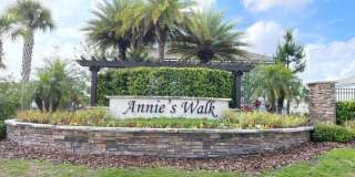 Like new 3/2.5 Townhome Gallery 24