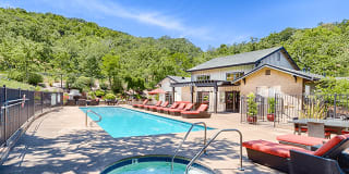 Crooked Oak Gallery 23