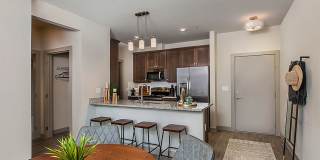Fountain Circle Apartment Homes Gallery 2