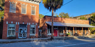 112 NE 1st ST Gallery 1