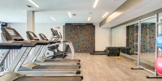 Skye Suwanee Town Center Gallery 27