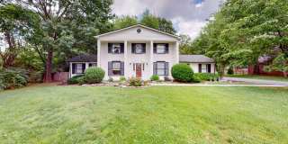 **RENOVATED COLONIAL ON OVER AN ACRE ZONED FOR WILLIAMSON COUNTY BRENTWOOD SCHOOLS** Gallery 1