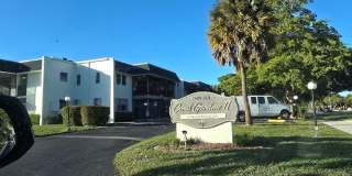 2810 Riverside Drive unit: 202 Gallery 1