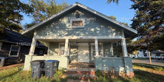 $775 - 620 S Washington 2 Bed / 1 Bath Gallery 1
