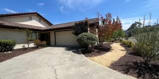 Bright and Clean home Great Central Location Gallery 1