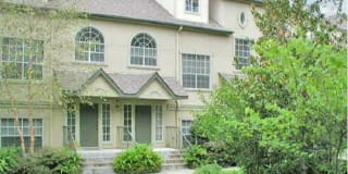 The Plaza at River Oaks Gallery 24