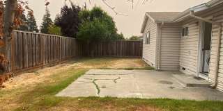 Newark 4 beds 2 baths Single Family House with Big Lot - showing 7/15 Wed 5pm Gallery 15