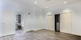 111 N Palm Canyon Dr Gallery 9