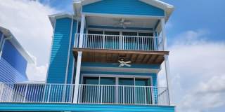 WATERFRONT ON WATSON BAYOU Gallery 1