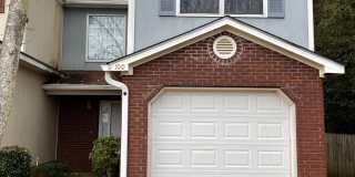 Foxchase Subdivision - End Unit! Gallery 1