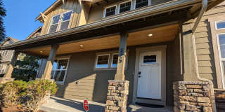 Spacious Air-Conditioned House in Downtown Snohomish Gallery 1