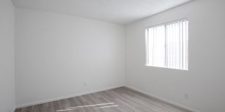 La Lomita Gallery 18