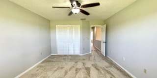 2642 Albion Avenue Gallery 32