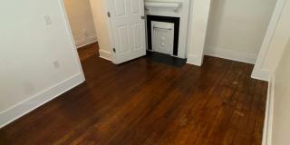 Two bedroom House For Rent S. Floyd Street Gallery 20