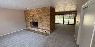 Spacious 2‑Bed Home Packed With Comfort and Upgrades Gallery 9