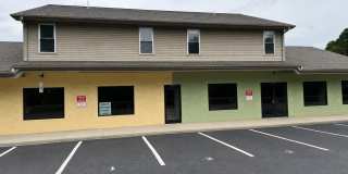 Newport, 3 BR / 2.5 BA Available August 12 Gallery 1