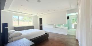 1801 Roscomare Road Gallery 16