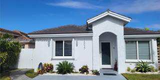 15037 SW 138th Ter Gallery 1
