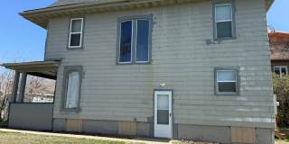 4 Bed, 1.5 Bath House - 818 3rd Ave N. Gallery 27