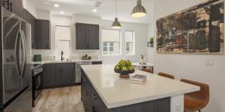 Lilian Frogtown Gallery 18