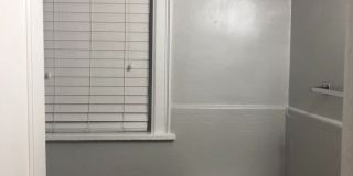 1809 20th Street Gallery 1