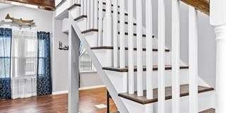 217 Endwell Street Gallery 24