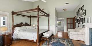 5618 Bellevue Avenue Gallery 28