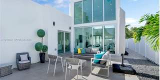 7525 Buccaneer Ave Gallery 37