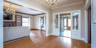 Historic Mid-Town Home with Room to Roam! Gallery 15