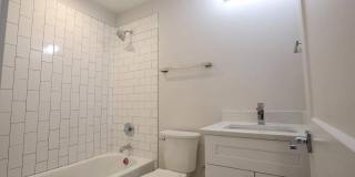 Room in 4 Bedroom Home at Edgerton Dr Gallery 5