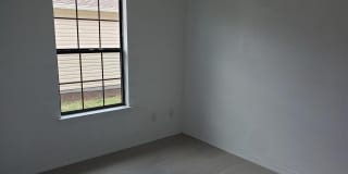 1921 Luneta St Gallery 12