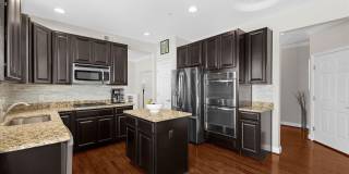 408 STAYTON Street Gallery 20