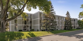 Lou Park Apartments Gallery 13