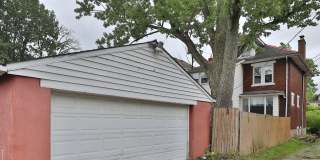 BEAUTIFUL RENOVATED HOME Gallery 34