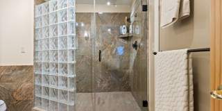 Breathtaking Views & Luxurious Furnished Rental in Oakmont's 55+ Community! Gallery 20