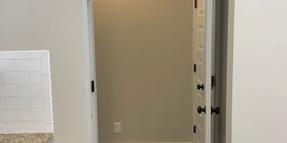 One level home with 2 Car Garage! Gallery 15